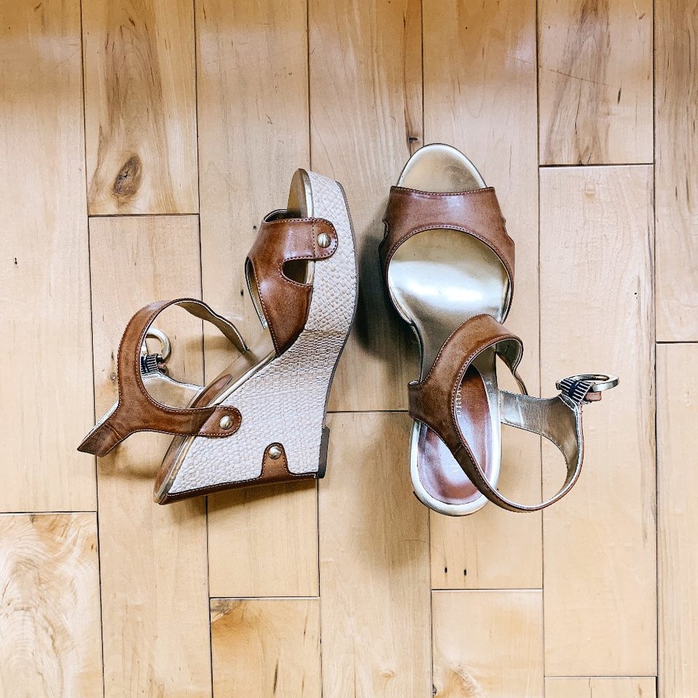 Audrey Brooke Wedge Sandals